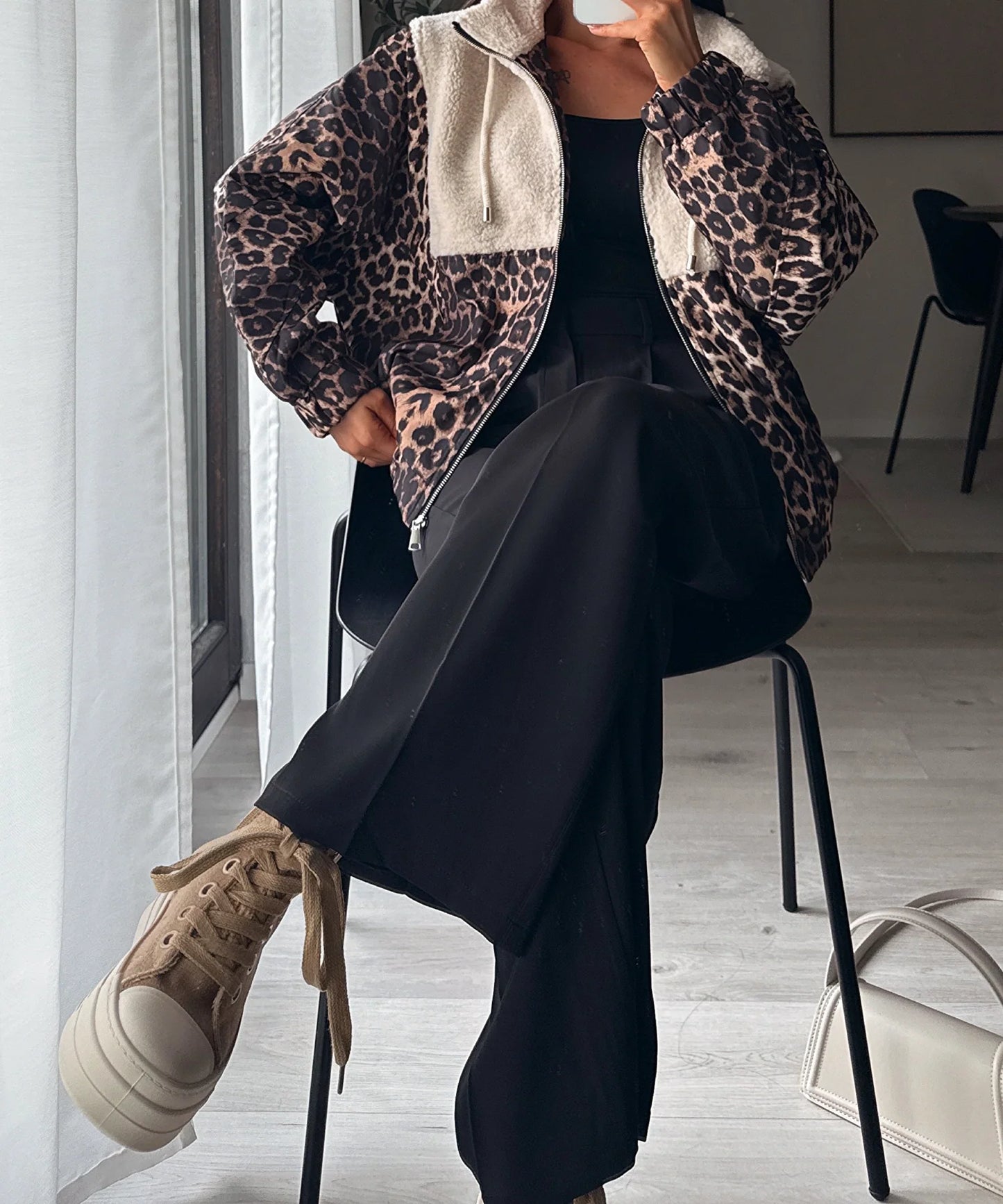 Pantalones plisados Negro Cleo | Ezentia.Couture