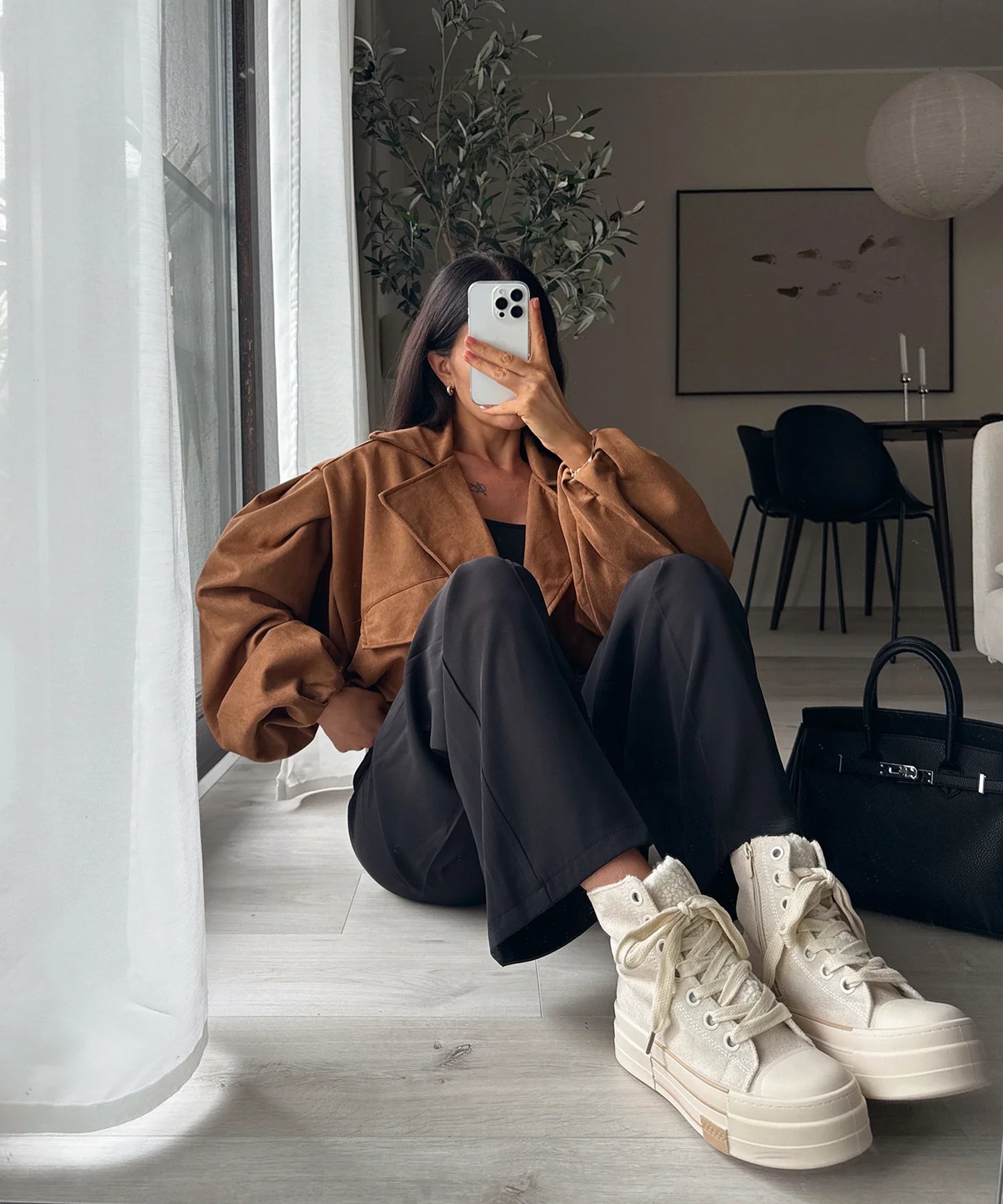 Pantalones plisados Negro Cleo | Ezentia.Couture