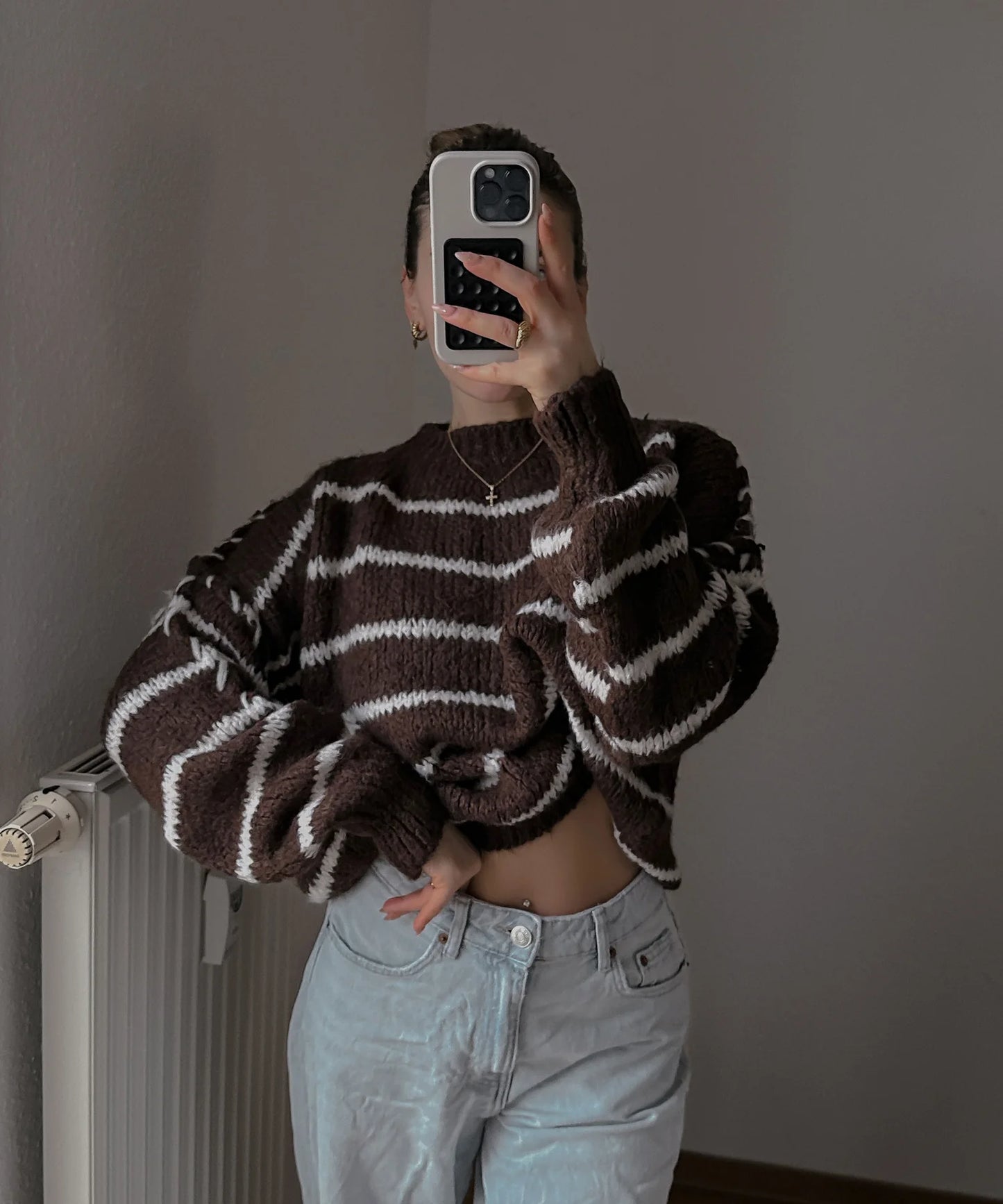 Suéter marrón claro Omnya | Ezentia.Couture