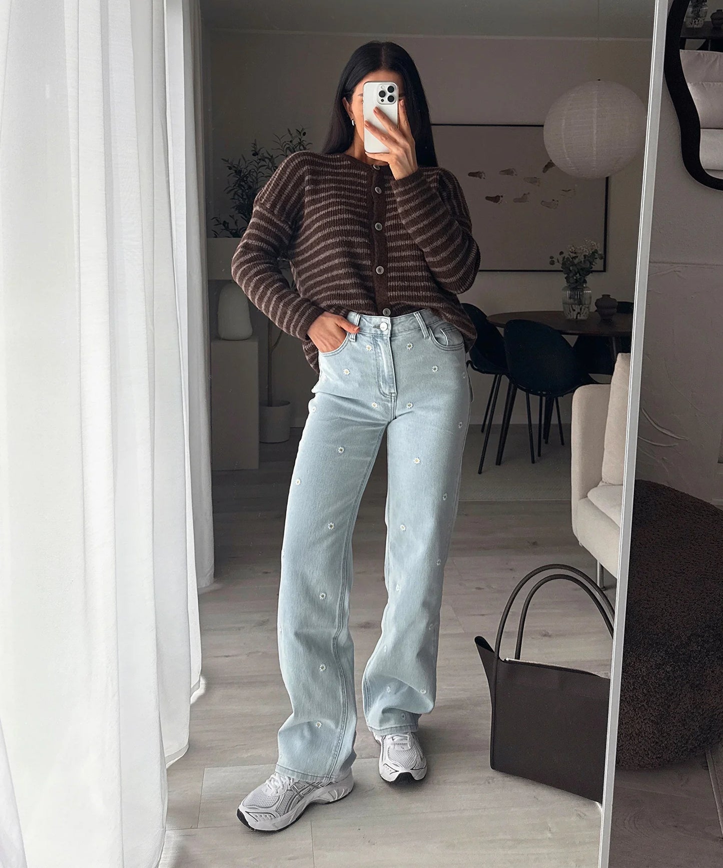 Vaqueros rectos elásticos flor | Ezentia.Couture